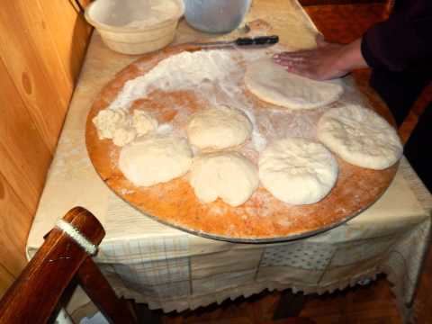 Tonis puri Bread making in the Republic of Georgia tonis puri khatchapuri and