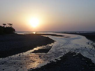 Tono River httpsuploadwikimediaorgwikipediacommonsthu