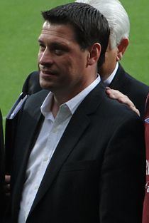 Tony Cottee httpsuploadwikimediaorgwikipediacommonsthu