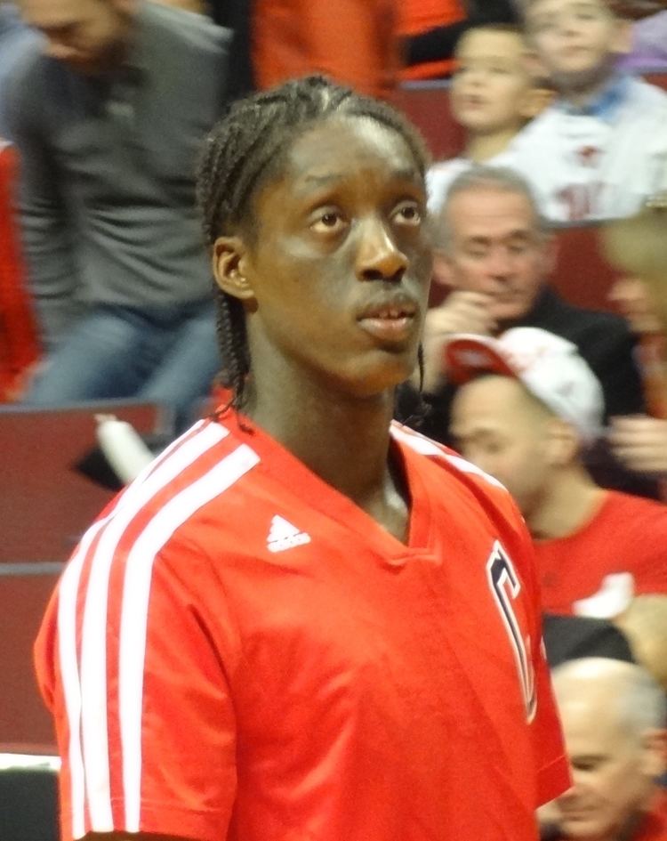 Tony Snell (basketball) Tony Snell basketball Wikipedia the free encyclopedia