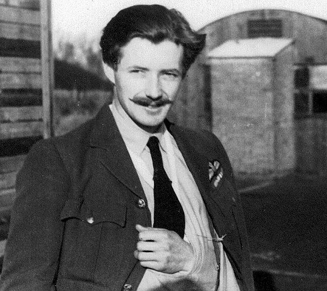 Tony Snell (RAF officer) RAF Spitfire pilot Tony Snell fled from German firing squad after