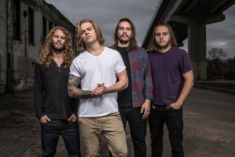 Toothgrinder Toothgrinder39s New Video Gives Us quotBluequot Balls for Seeing Them Live