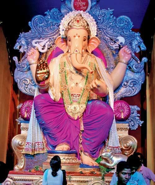 Top 5 Famous Mumbai Ganesh Mandals Top 5 Famous Mumbai Ganesh Mandals