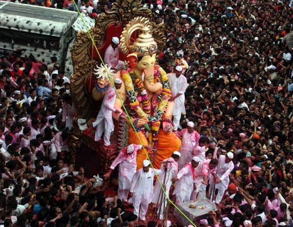 Top 5 Famous Mumbai Ganesh Mandals Top 5 Famous Mumbai Ganesh Mandals