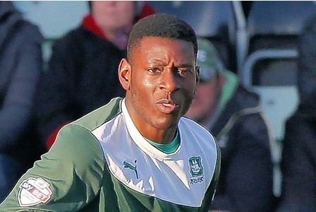 Tope Obadeyi Plymouth Argyle sweat over injury to Tope Obadeyi