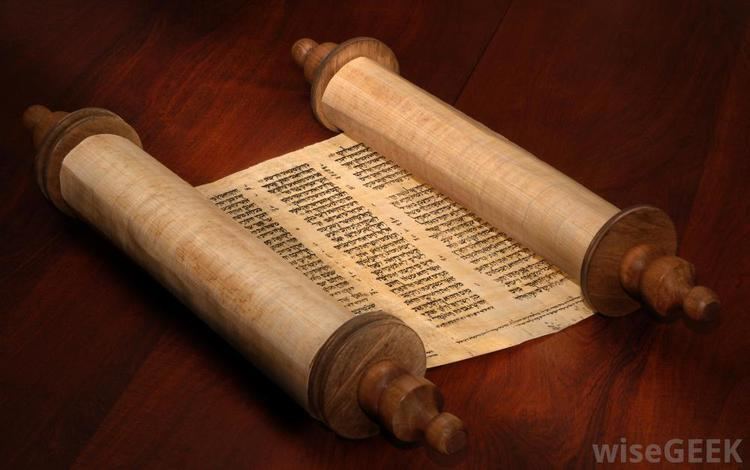 Torah What is the Torah with pictures