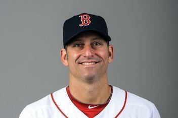 Torey Lovullo Cubs want to talk to Torey Lovullo Cubs Den