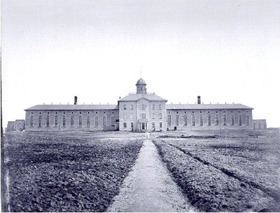 Toronto Central Prison httpsuploadwikimediaorgwikipediacommonsthu