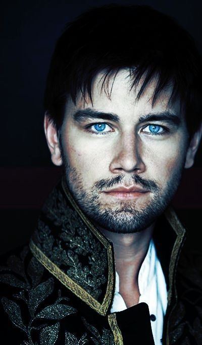 Torrance Coombs 15 Teen TV Babes Who Could Make it Big 13