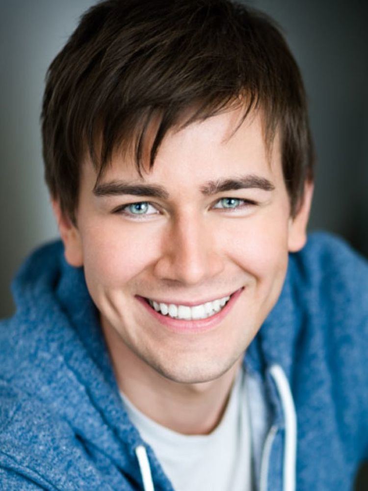Torrance Coombs Torrance Coombs Blue eyes Dimples Ill take one please