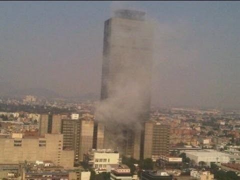 Torre Ejecutiva Pemex explosion httpsiytimgcomviDhK0KgAF6ghqdefaultjpg