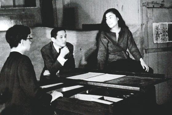 Toshi Ichiyanagi Yoko Ono w husband Toshi Ichiyanagi and Toshiro Mayzumi 1961 JAPAN