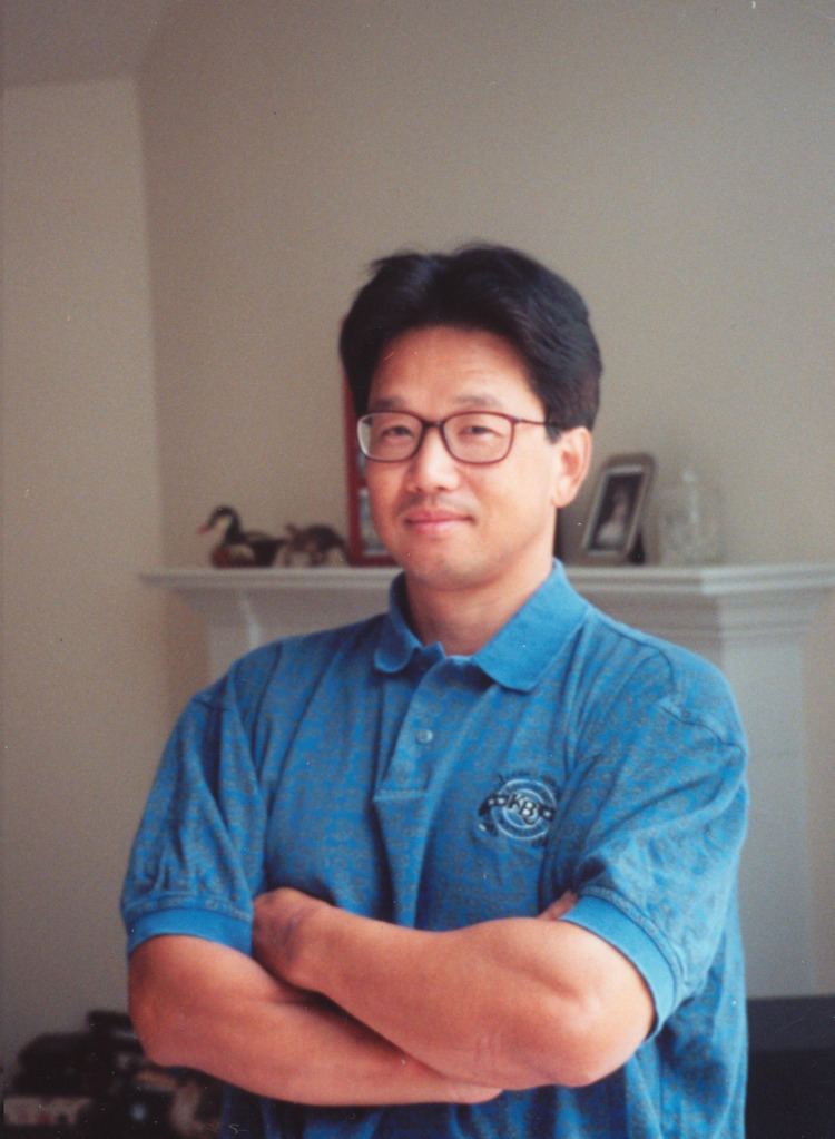 Toshihide Iguchi httpsuploadwikimediaorgwikipediacommonsdd