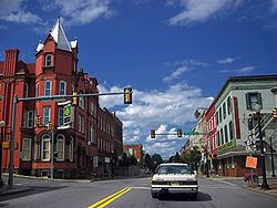 Towanda, Pennsylvania httpsuploadwikimediaorgwikipediacommonsthu