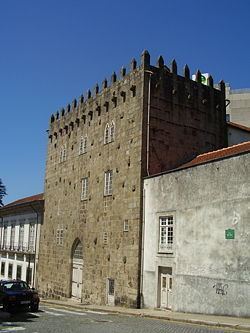 Tower of Pedro-Sem httpsuploadwikimediaorgwikipediacommonsthu