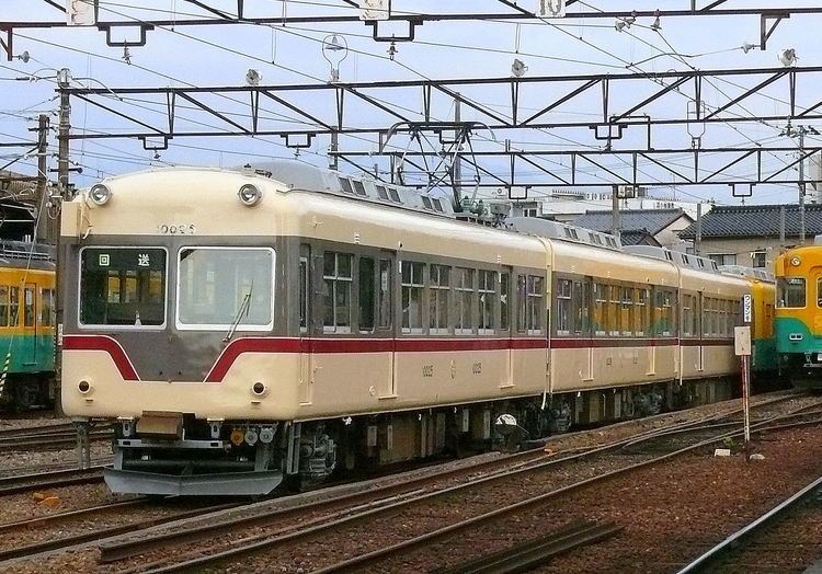 Toyama Chihō Railway httpsuploadwikimediaorgwikipediacommons88