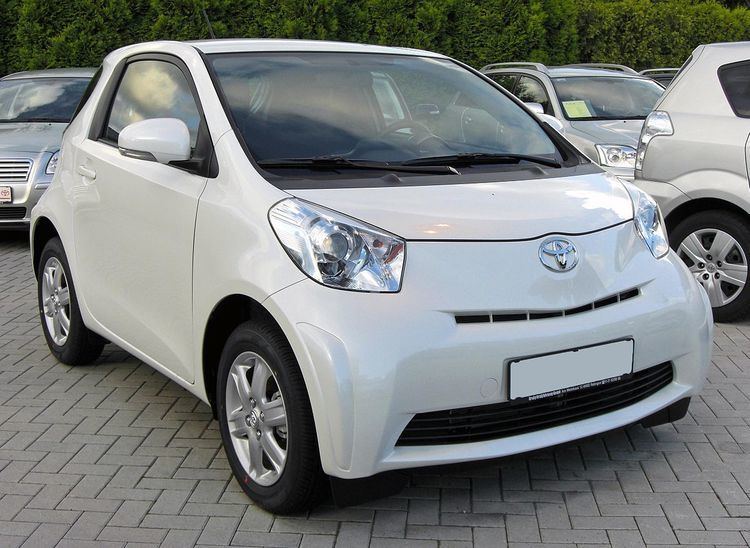 Toyota iQ