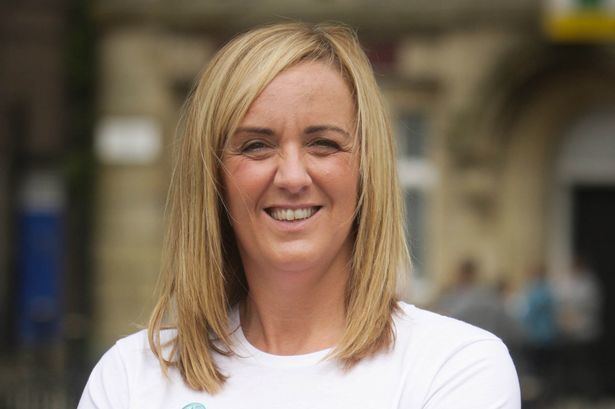 Tracey Neville Manchester Thunder39s Tracey Neville appointed England head