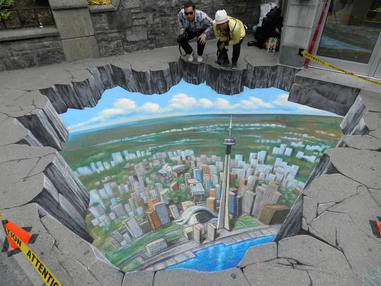 Tracy Lee Stum The Amazing 3D Chalk Street Paintings of Tracy Lee Stum