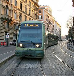 Trams in Rome httpsuploadwikimediaorgwikipediacommonsthu