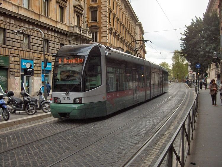 Trams in Rome FileRomeTramJPG Wikimedia Commons