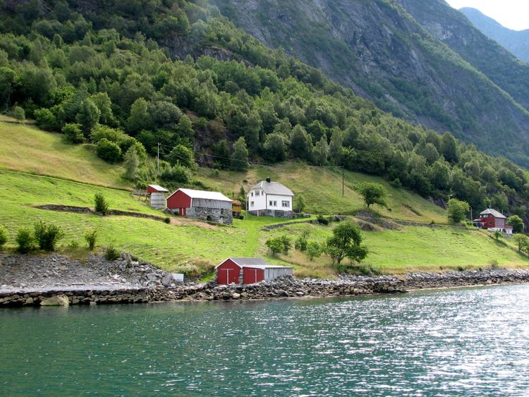 Trandal wwwhjorundfjordnografikkartiklar200707220291