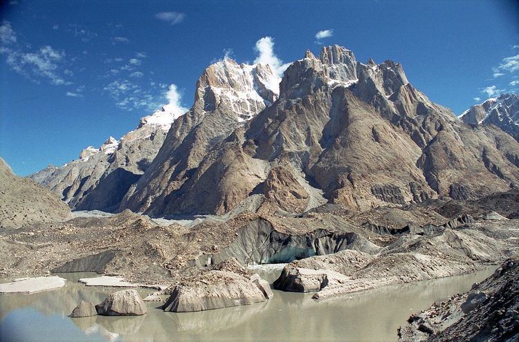 Trango Towers 13 Pictures Of The Majestic Trango Tower Of Pakistan Would You