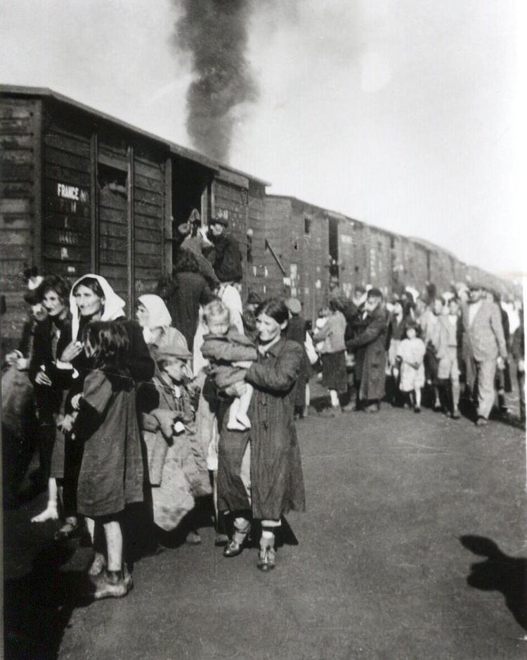 Treblinka extermination camp httpsuploadwikimediaorgwikipediacommons00