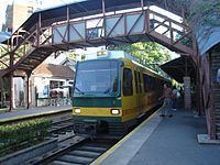 Tren de la Costa httpsuploadwikimediaorgwikipediacommonsthu