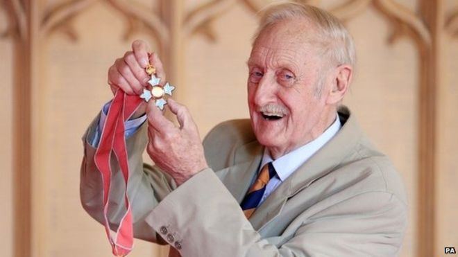 Trevor Baylis Windup radio inventor Trevor Baylis appointed CBE BBC News