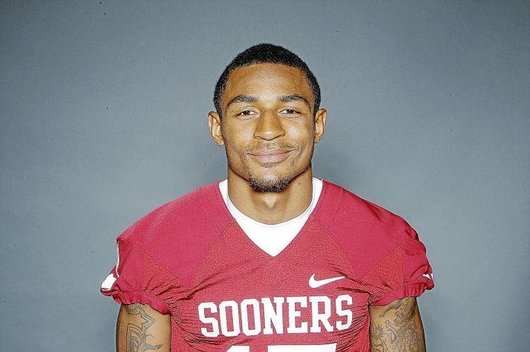 Trey Metoyer OU39s Trey Metoyer charged with felony indecent exposure