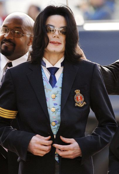 Trial of Michael Jackson www4picturesgizimbiocomMichaelJacksonTrial