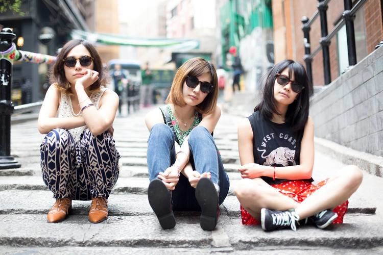Tricot (band) Review Tricot A N D BeardedGMusic