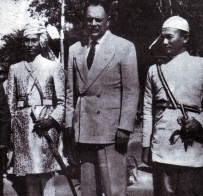 Tridev Roy Raja Tridiv Roy with President Ayub Khan Chittagong 1961 Flickr