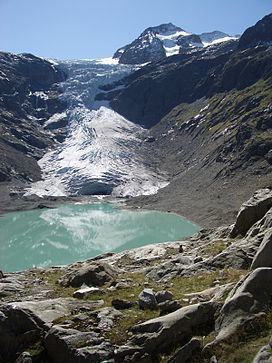 Trift Glacier httpsuploadwikimediaorgwikipediacommonsthu