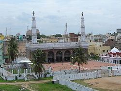 Triplicane Big Mosque httpsuploadwikimediaorgwikipediacommonsthu