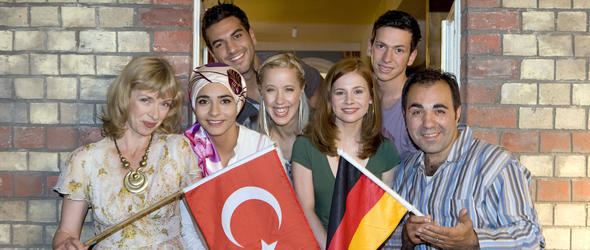 Türkisch für Anfänger Trkisch fr Anfnger Serie bei Serienjunkiesde