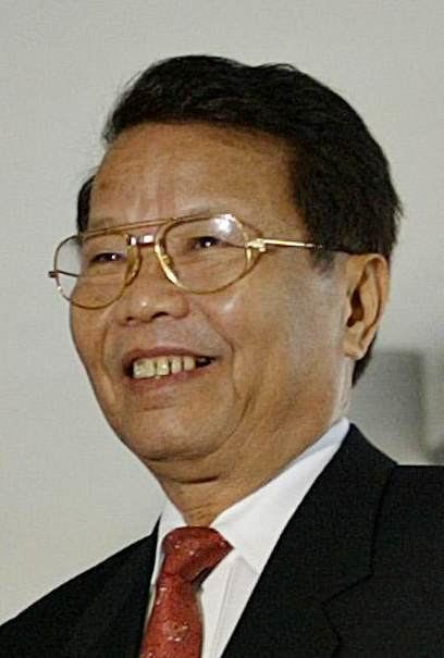 Tran Duc Luong httpsuploadwikimediaorgwikipediacommons33