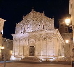 Troia, Apulia httpsuploadwikimediaorgwikipediacommonsthu