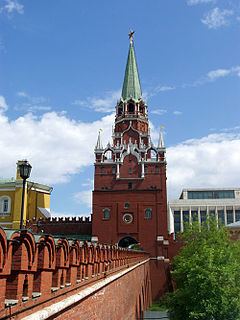 Troitskaya Tower httpsuploadwikimediaorgwikipediacommonsthu