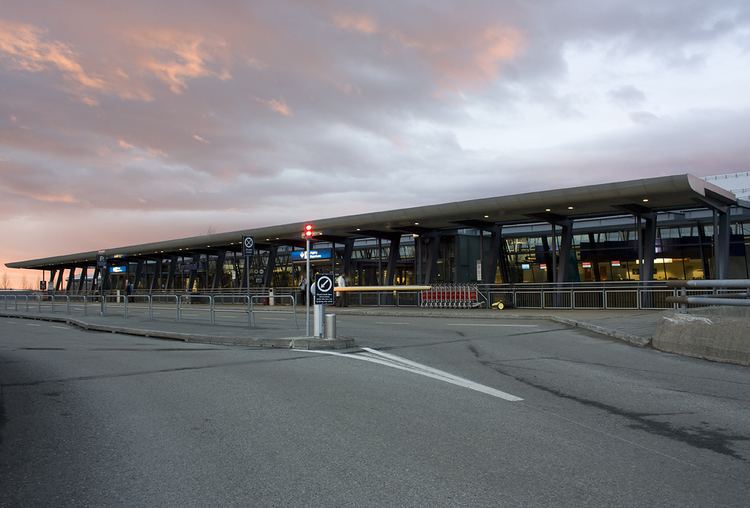 Trondheim Airport, Værnes Alchetron, the free social encyclopedia