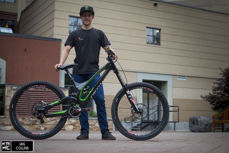 Troy Brosnan Interview Troy Brosnan on racing and the new Demo MTBMAGCOM