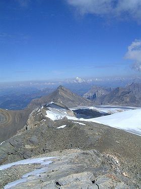 Tsanfleuron Glacier httpsuploadwikimediaorgwikipediacommonsthu