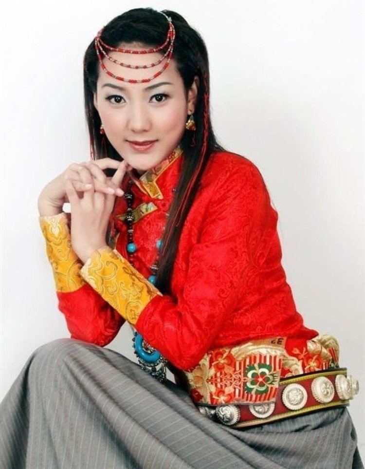 Tsewang Lhamo (singer) Tsewang Lhamo Photos 4 of 6 Lastfm