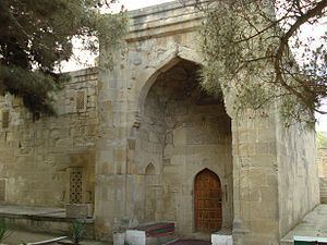 Tuba Shahi Mosque httpsuploadwikimediaorgwikipediacommonsthu