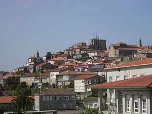 Tui, Pontevedra httpsuploadwikimediaorgwikipediacommonsthu