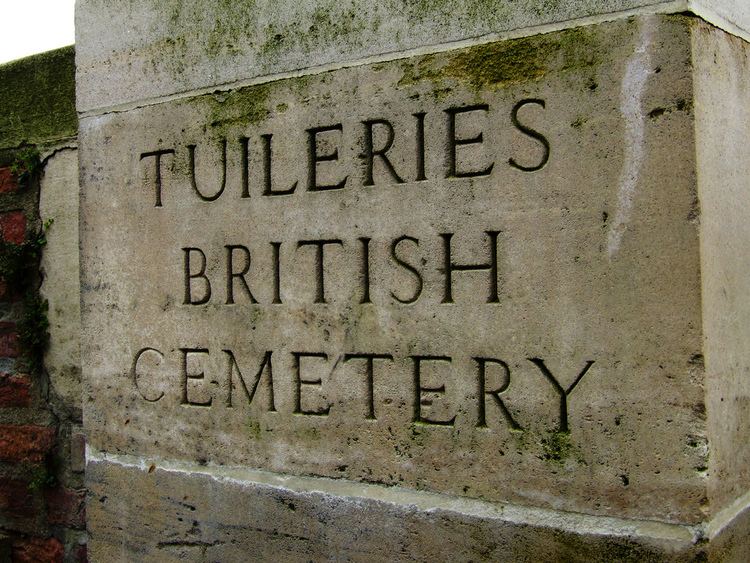 Tuileries British Commonwealth War Graves Commission Cemetery