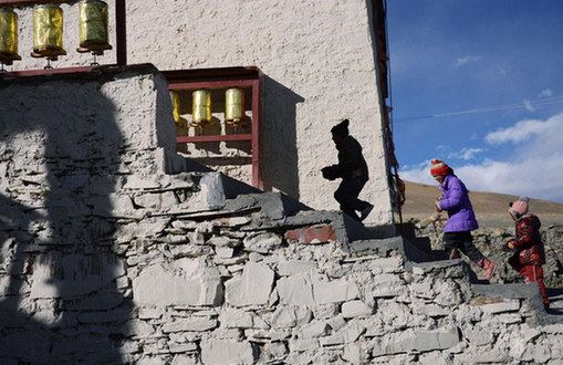 Tuiwa Life in Tibet39s rooftop village Chinaorgcn