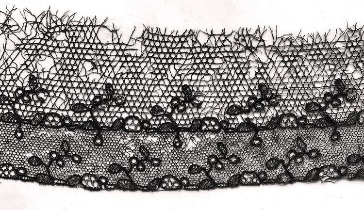 Tulle (netting)