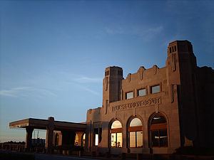 Tulsa Union Depot httpsuploadwikimediaorgwikipediacommonsthu